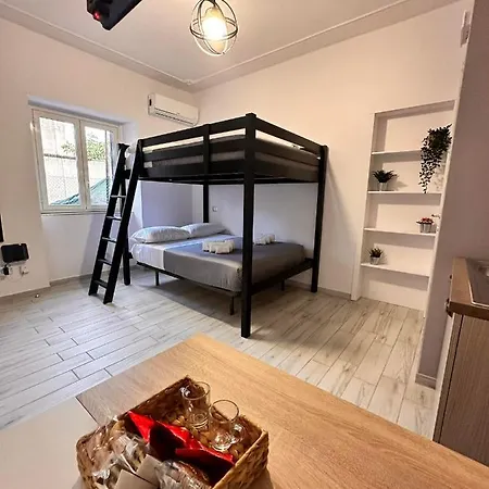 Airport Al Volo Bed and Breakfast *